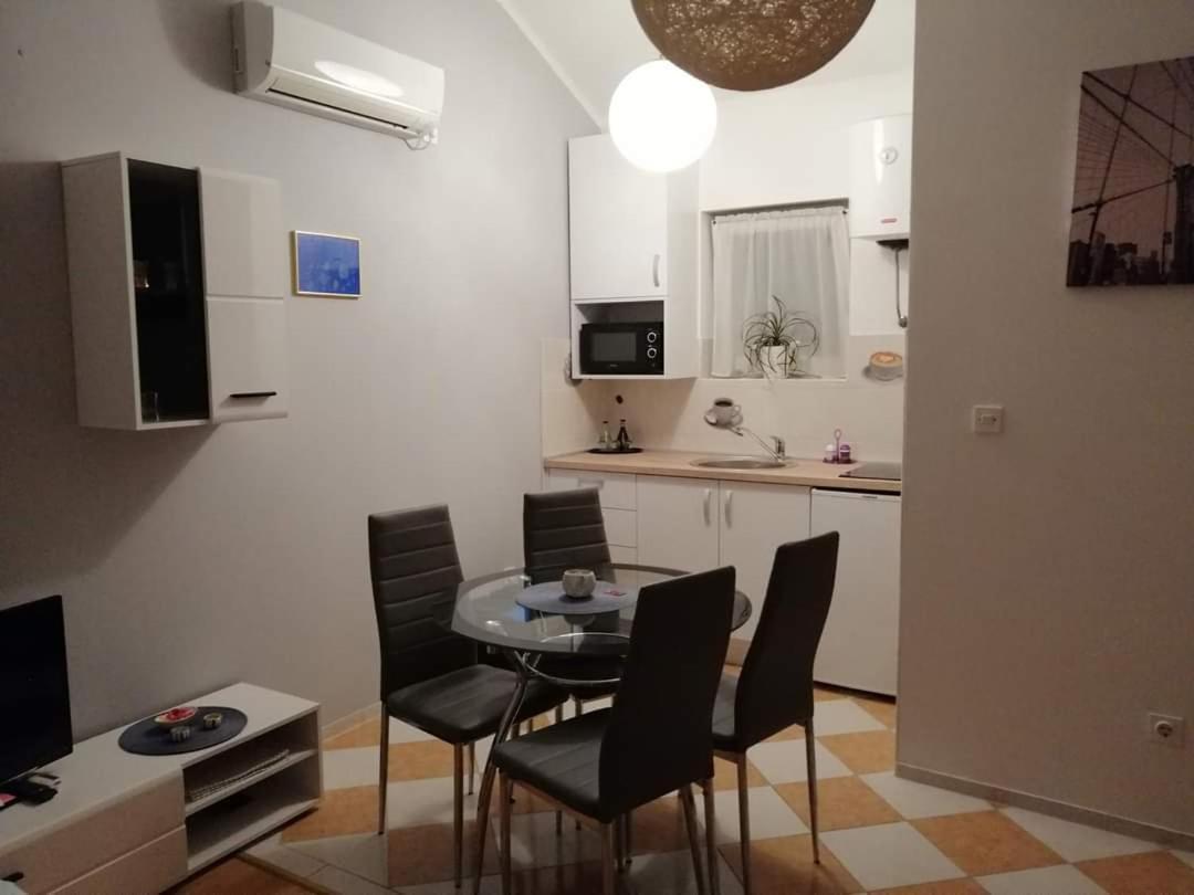 Apartments Jonjic Водице Экстерьер фото