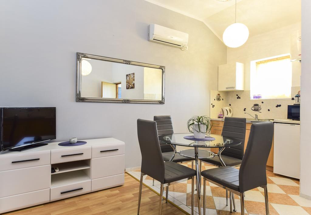 Apartments Jonjic Водице Экстерьер фото